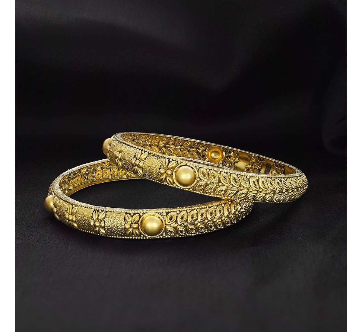 Essence Bellona Gold Bangles