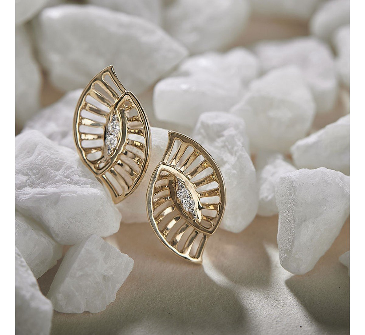 Yodel Daimond Earrings