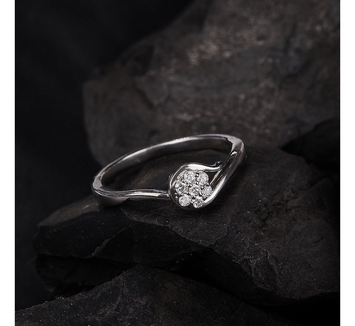Tracy Clasp Diamond Ring