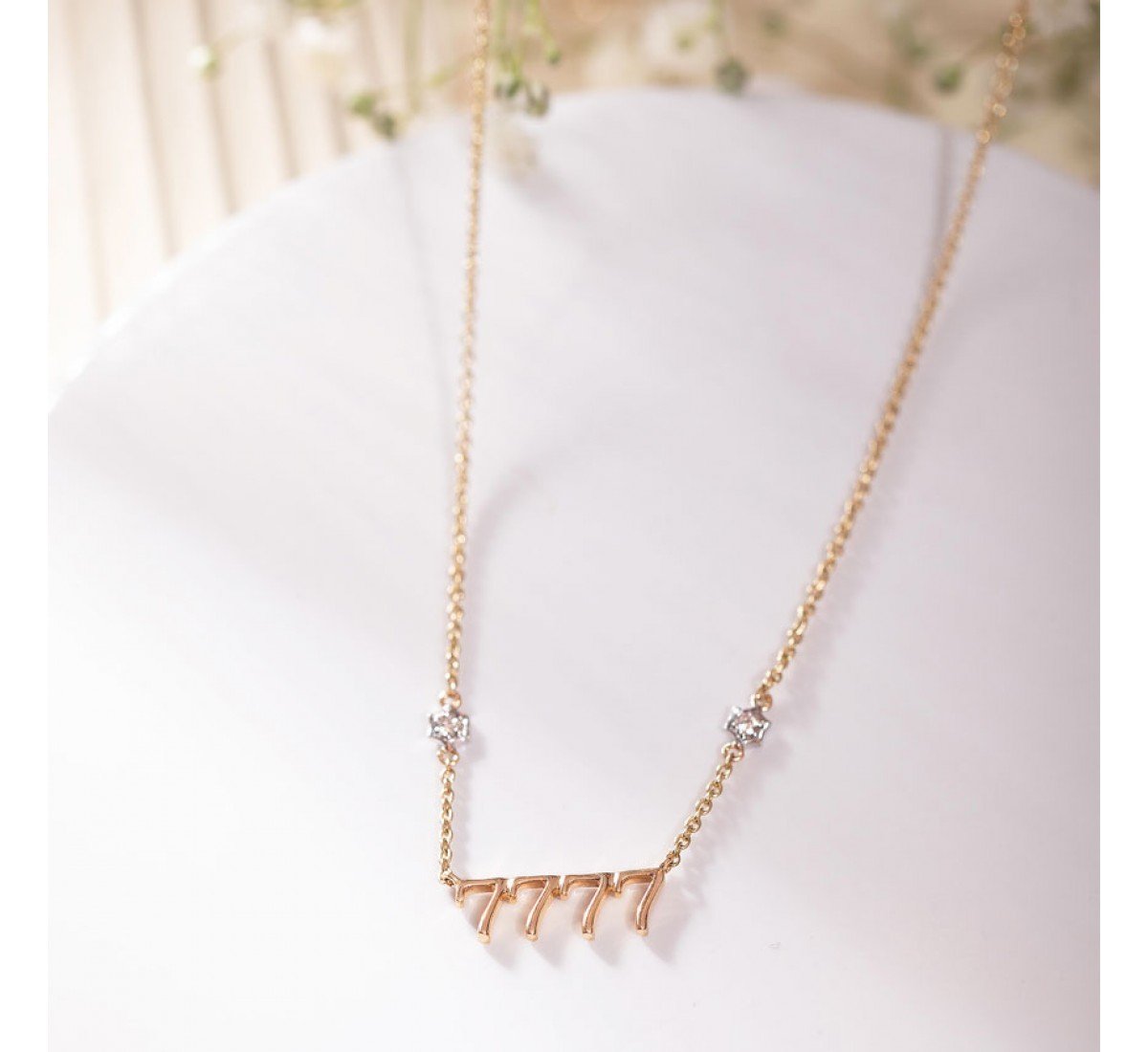 Zoilist Diamond Necklace