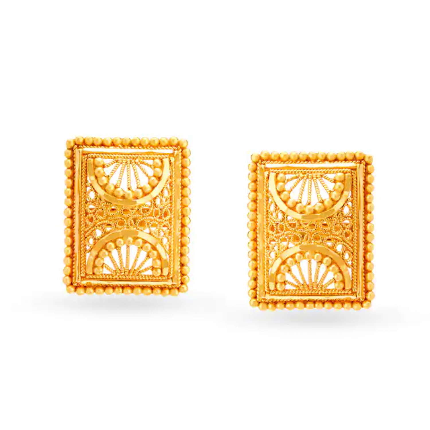 Elaborate Gold Pendant Set