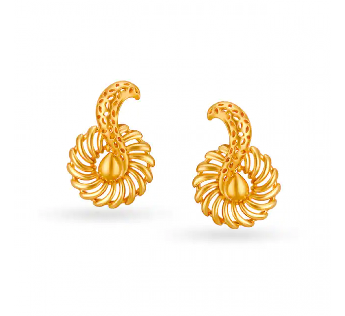 Captivating Gold Pendant Set