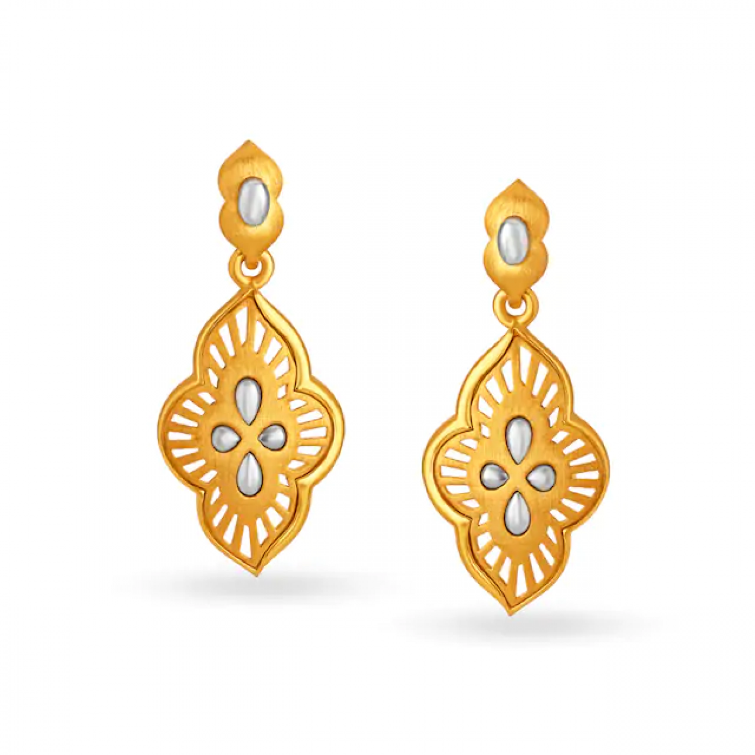 Alluring Gold Pendant Set